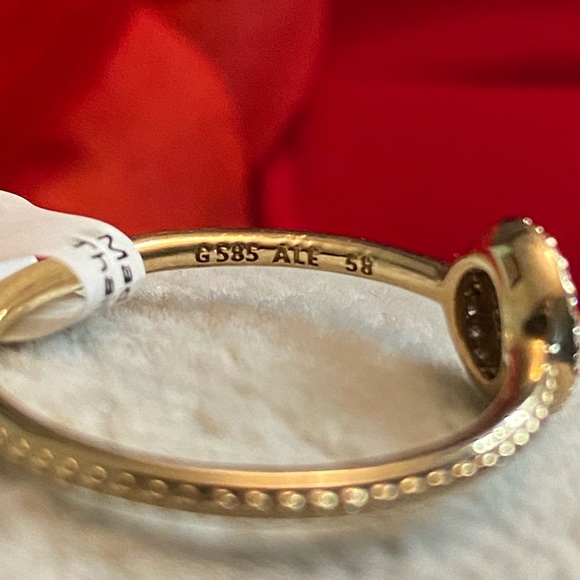 New Pandora Elegant sparkle 14k solid gold cz ring size 8.5 - Picture 2 of 5